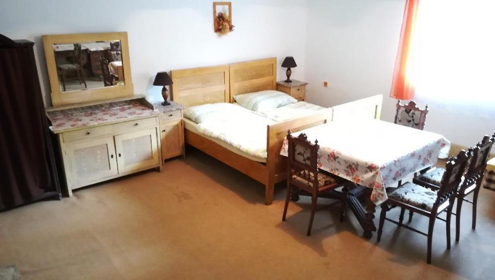 Apartament Pronajem Pokoju Belle Vue Vranov nad Dyjí Zewnętrze zdjęcie